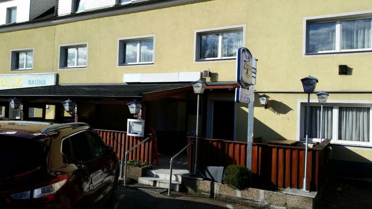 Hotel Makss Wels Exterior foto